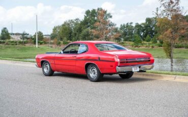 Plymouth-Duster-1970-2-Door-3