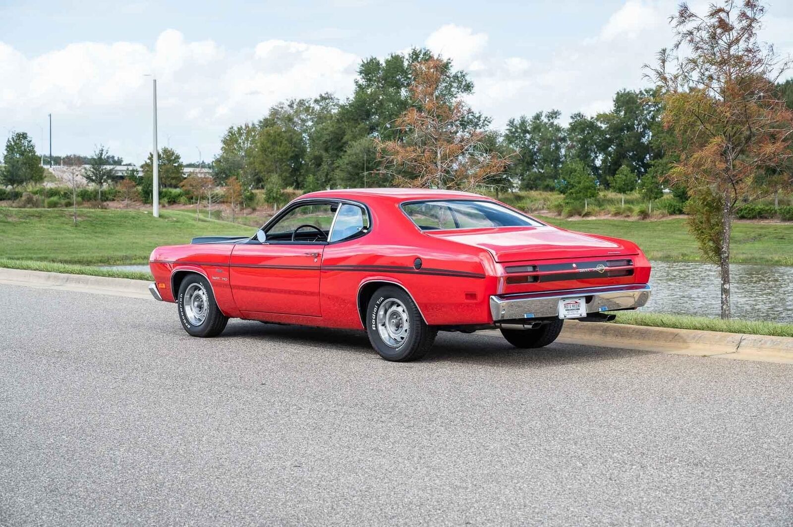 Plymouth-Duster-1970-2-Door-3
