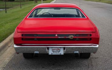 Plymouth-Duster-1970-2-Door-4