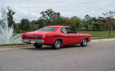 Plymouth-Duster-1970-2-Door-5