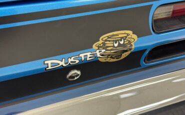 Plymouth-Duster-1971-Bright-Blue-Metallic-Black-22
