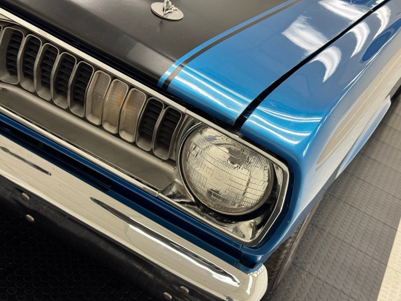 Plymouth-Duster-1971-Bright-Blue-Metallic-Black-28