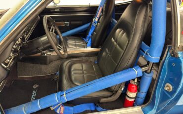 Plymouth-Duster-1971-Bright-Blue-Metallic-Black-40