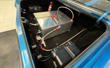 Plymouth-Duster-1971-Bright-Blue-Metallic-Black-7