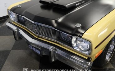 Plymouth-Duster-1975-Golden-Fawn-Gold-18