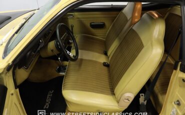 Plymouth-Duster-1975-Golden-Fawn-Gold-32