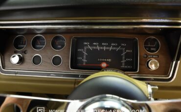 Plymouth-Duster-1975-Golden-Fawn-Gold-34