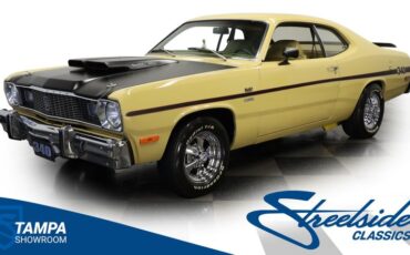 Plymouth-Duster-1975-Golden-Fawn-Gold-4