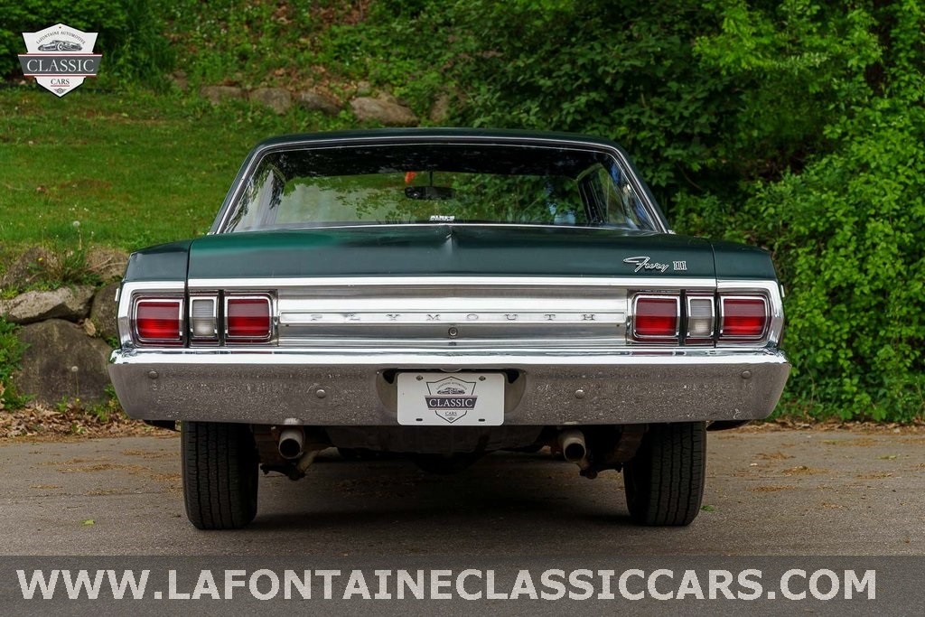 Plymouth-Fury-1965-11