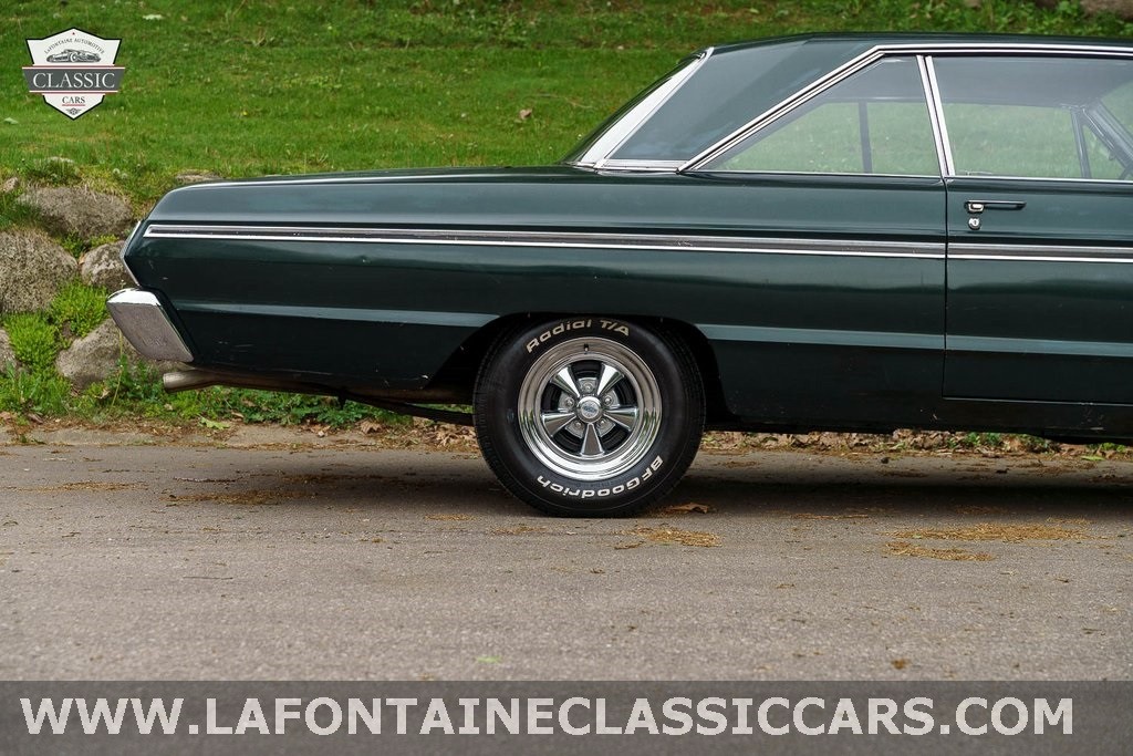 Plymouth-Fury-1965-18