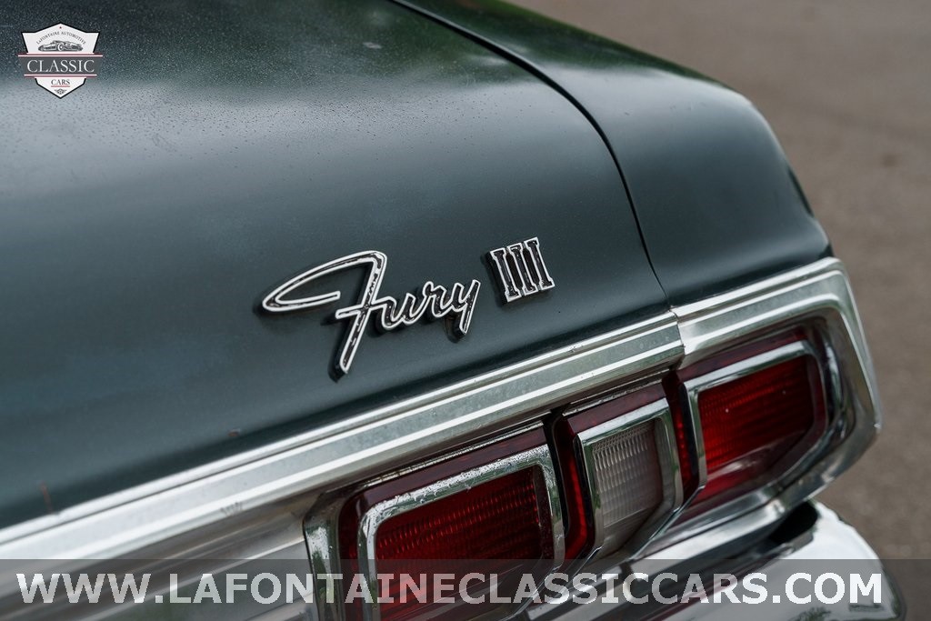Plymouth-Fury-1965-27