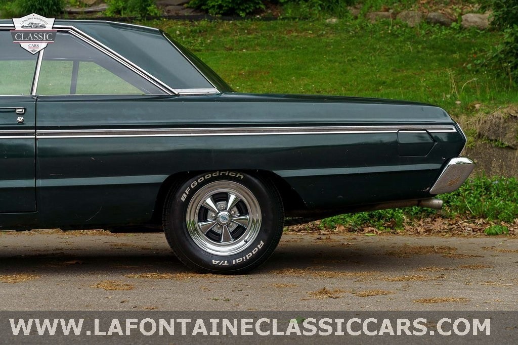 Plymouth-Fury-1965-34