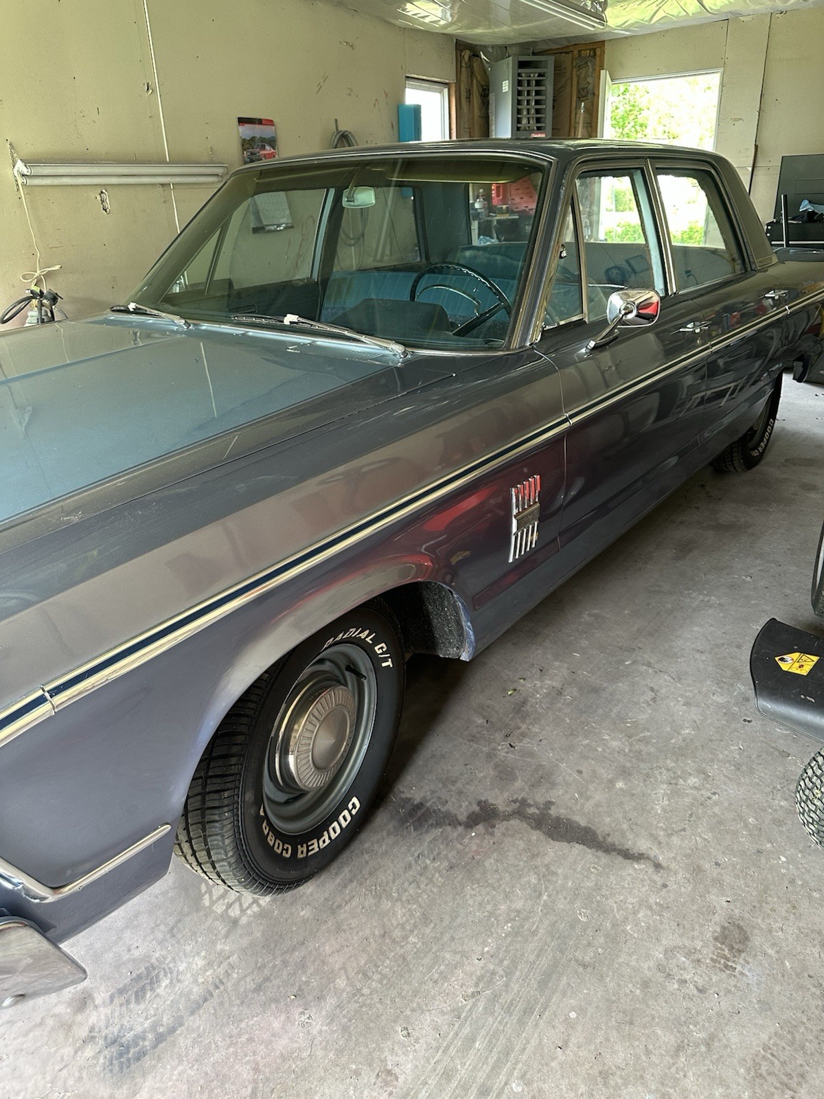 Plymouth-Fury-1966-Sedan-2