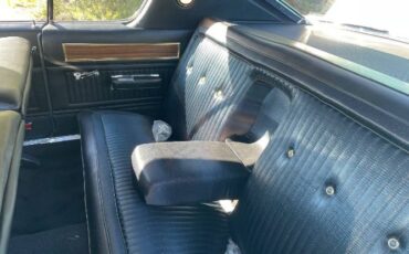 Plymouth-Fury-iii-1967-Green-8