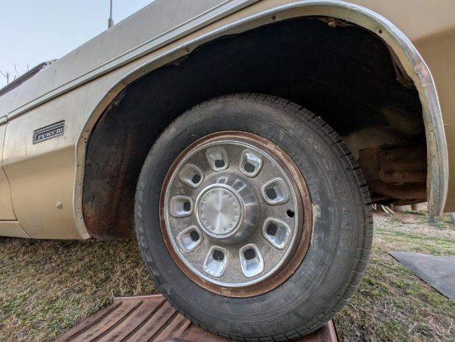 Plymouth-Fury-iii-1968-13