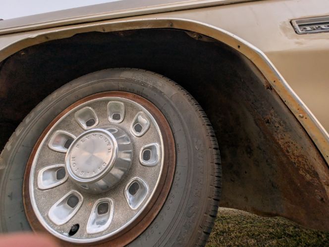 Plymouth-Fury-iii-1968-14