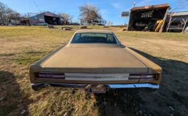 Plymouth-Fury-iii-1968-4