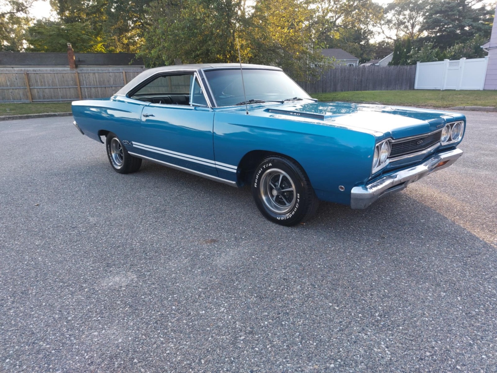 Plymouth-GTX-1968-10