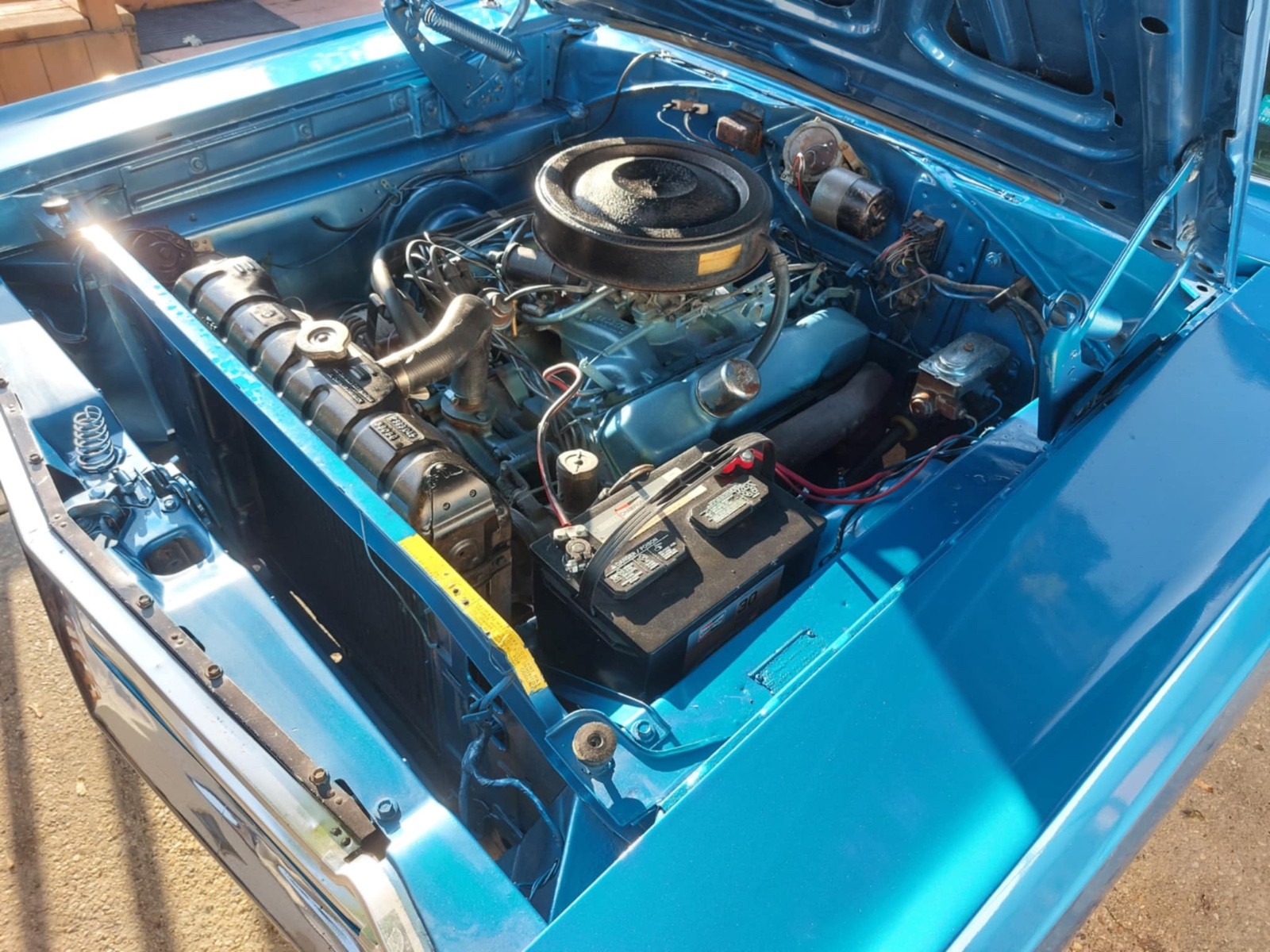 Plymouth-GTX-1968-13