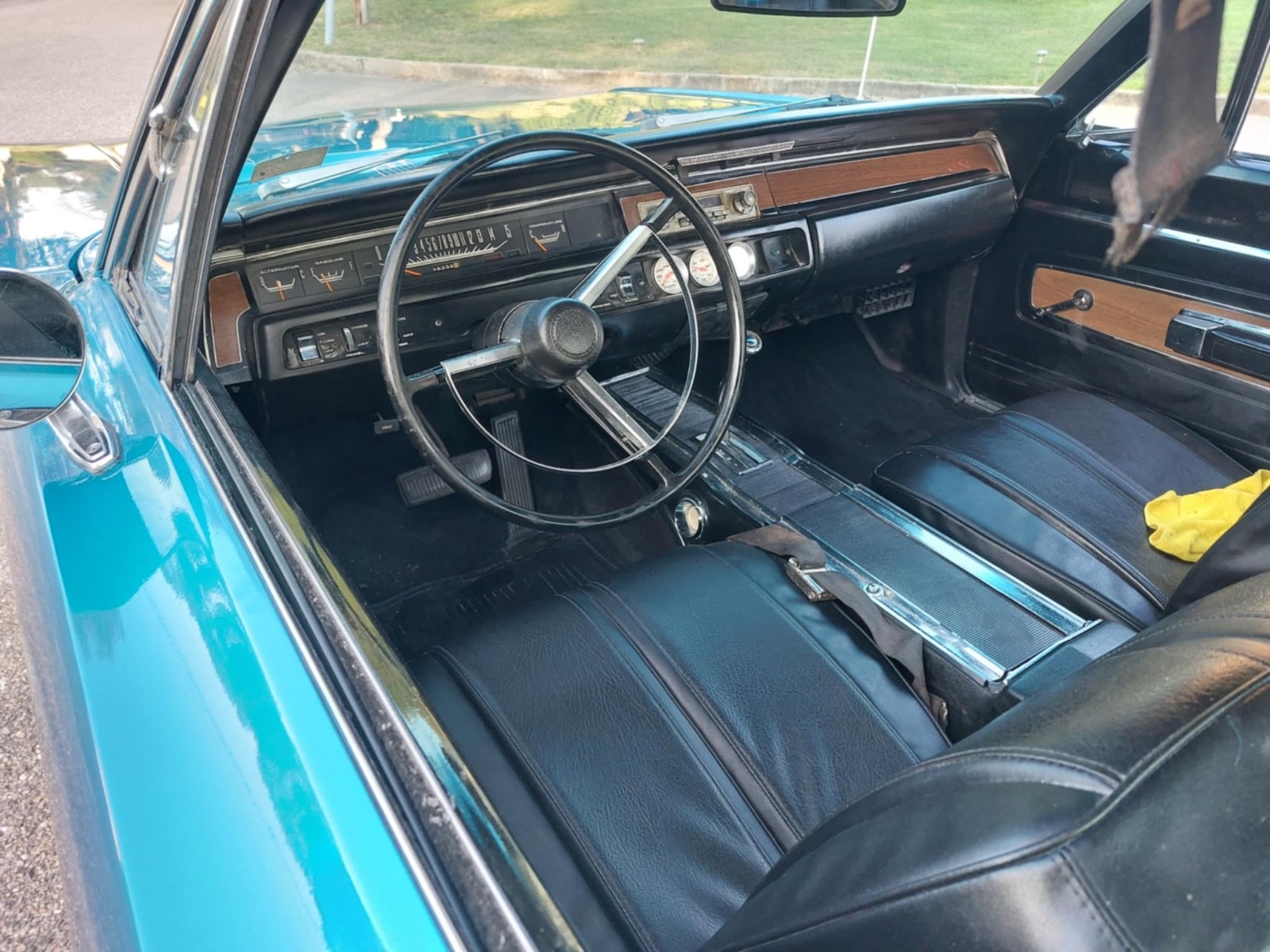 Plymouth-GTX-1968-17