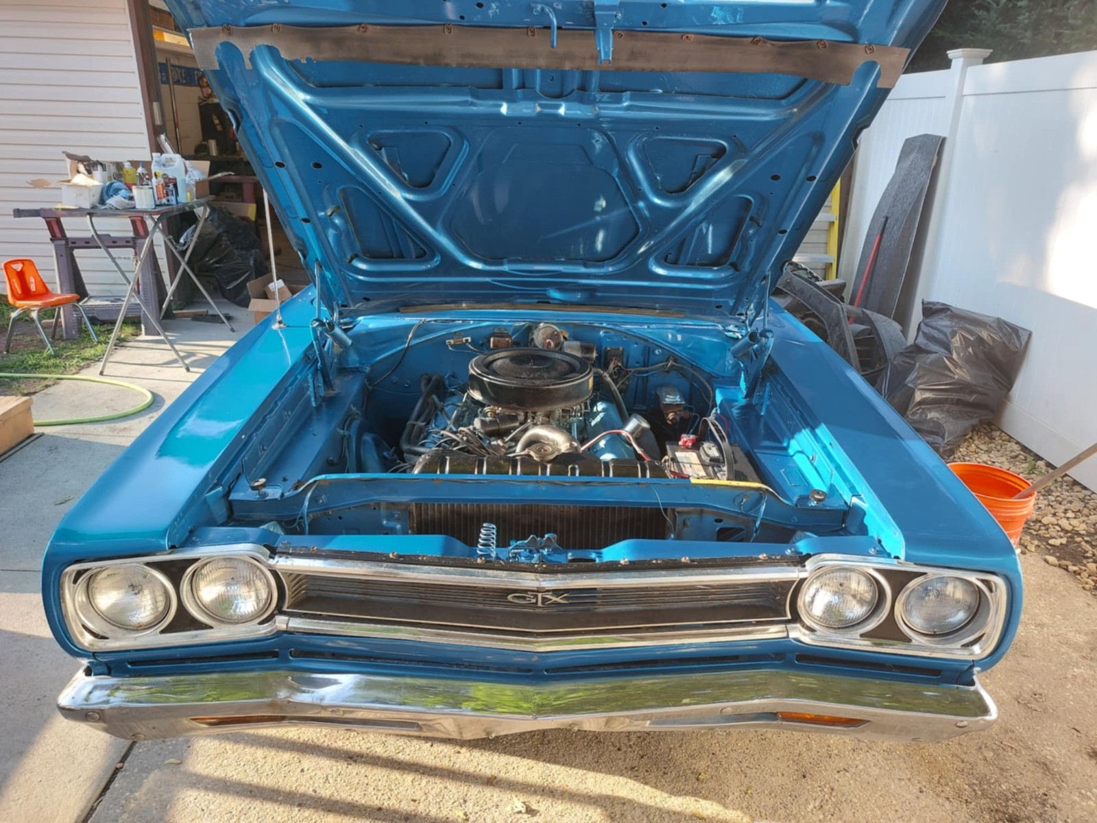 Plymouth-GTX-1968-19