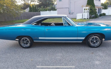 Plymouth-GTX-1968-3
