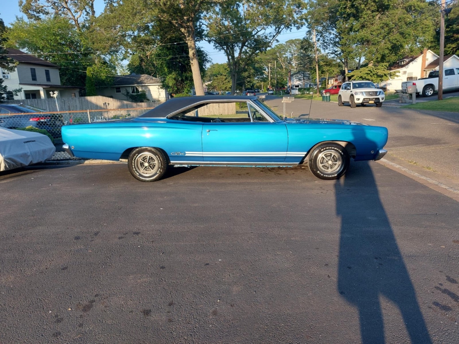 Plymouth-GTX-1968-30