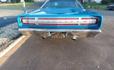 Plymouth-GTX-1968-4