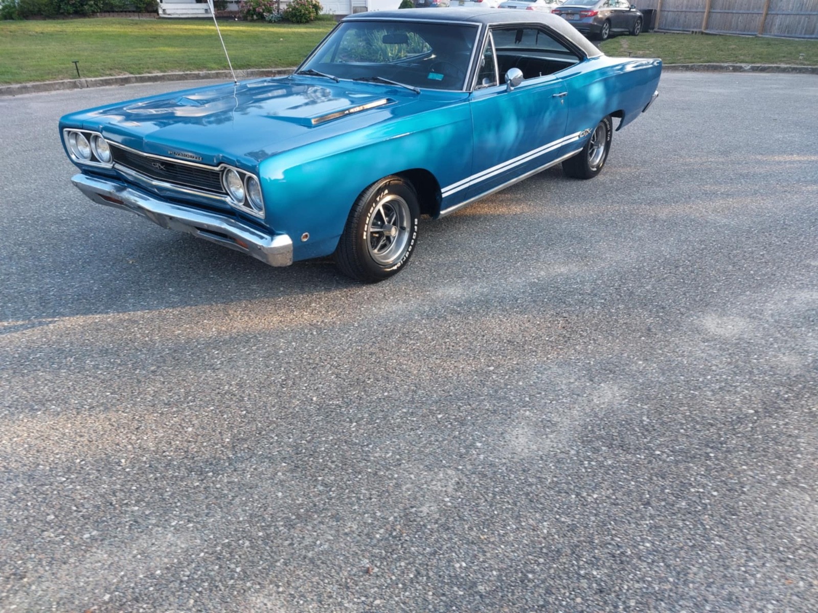 Plymouth-GTX-1968-9