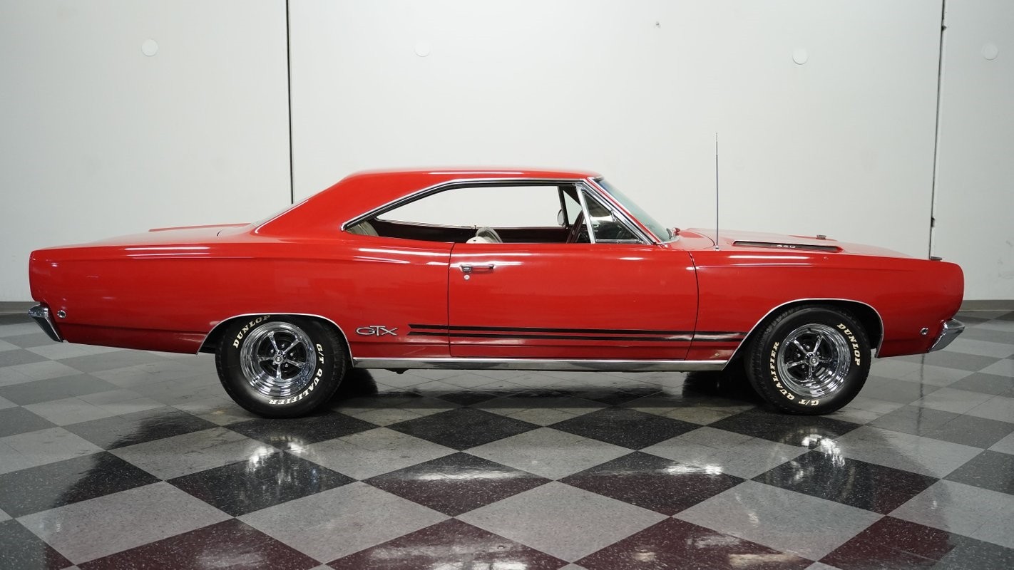 Plymouth-GTX-1968-Hardtop-12
