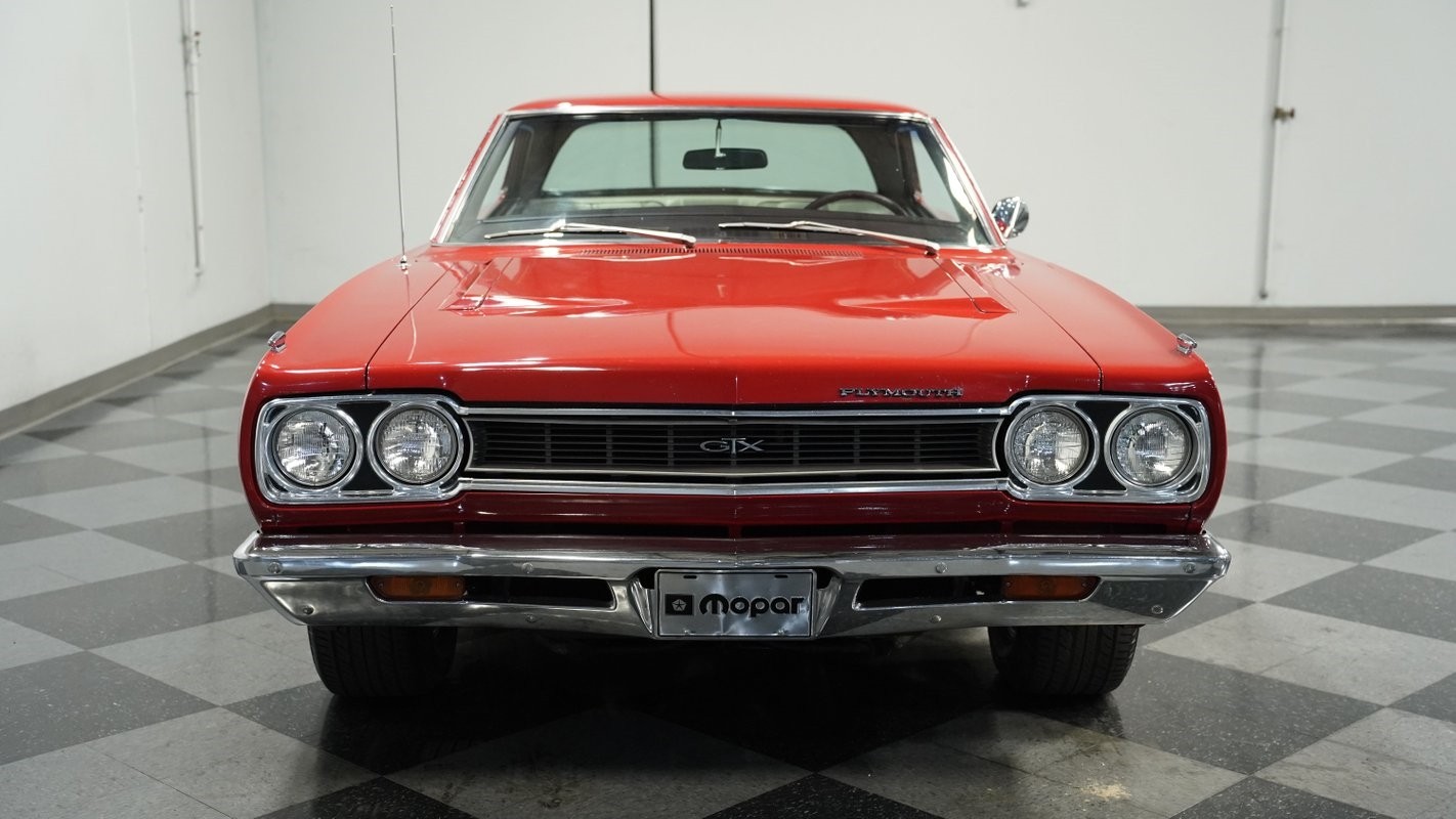 Plymouth-GTX-1968-Hardtop-15