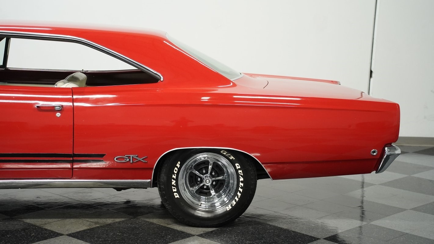 Plymouth-GTX-1968-Hardtop-20
