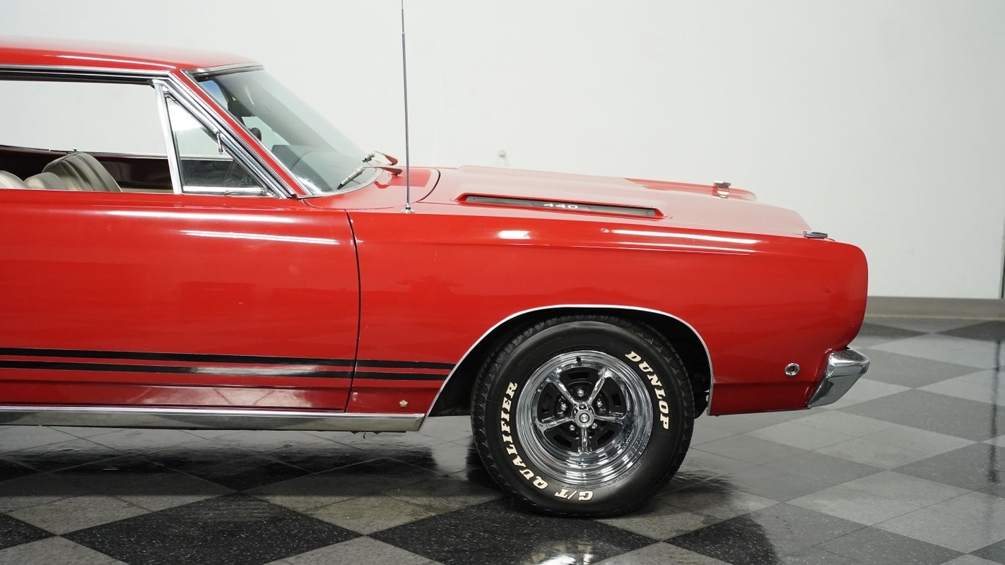 Plymouth-GTX-1968-Hardtop-24