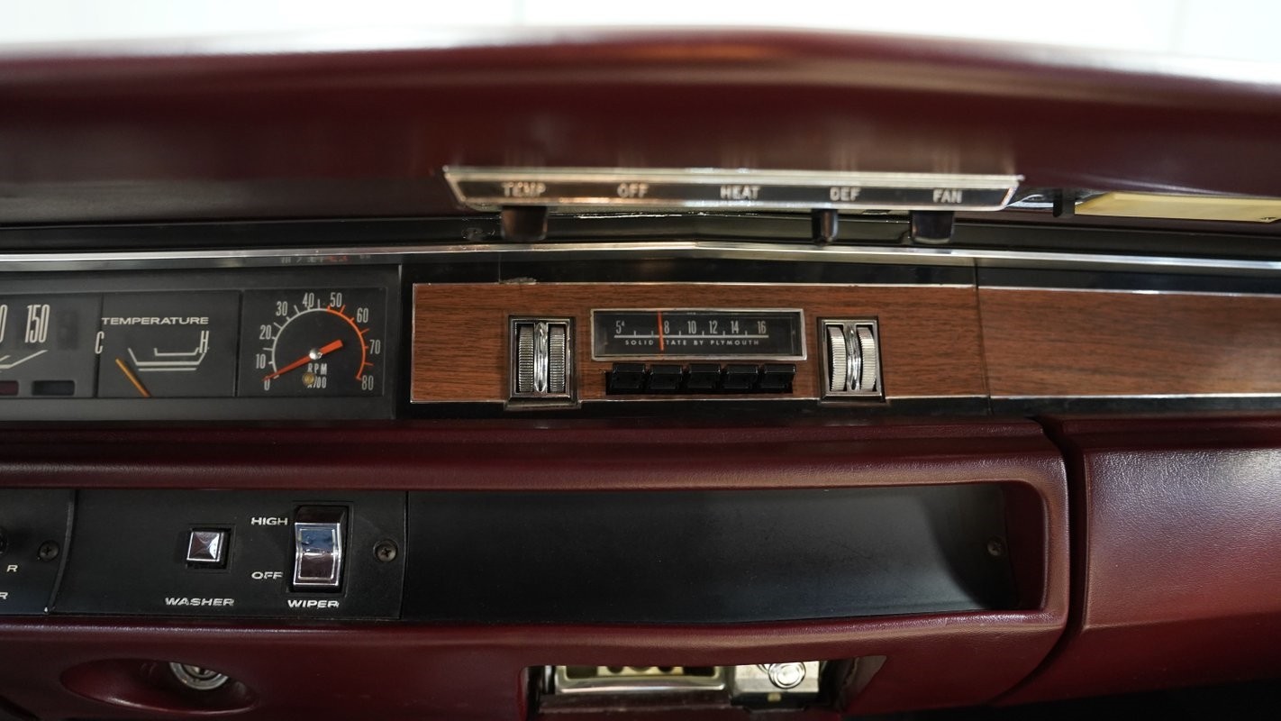 Plymouth-GTX-1968-Hardtop-33