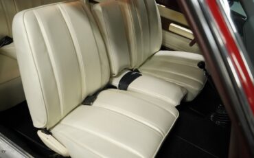 Plymouth-GTX-1968-Hardtop-38