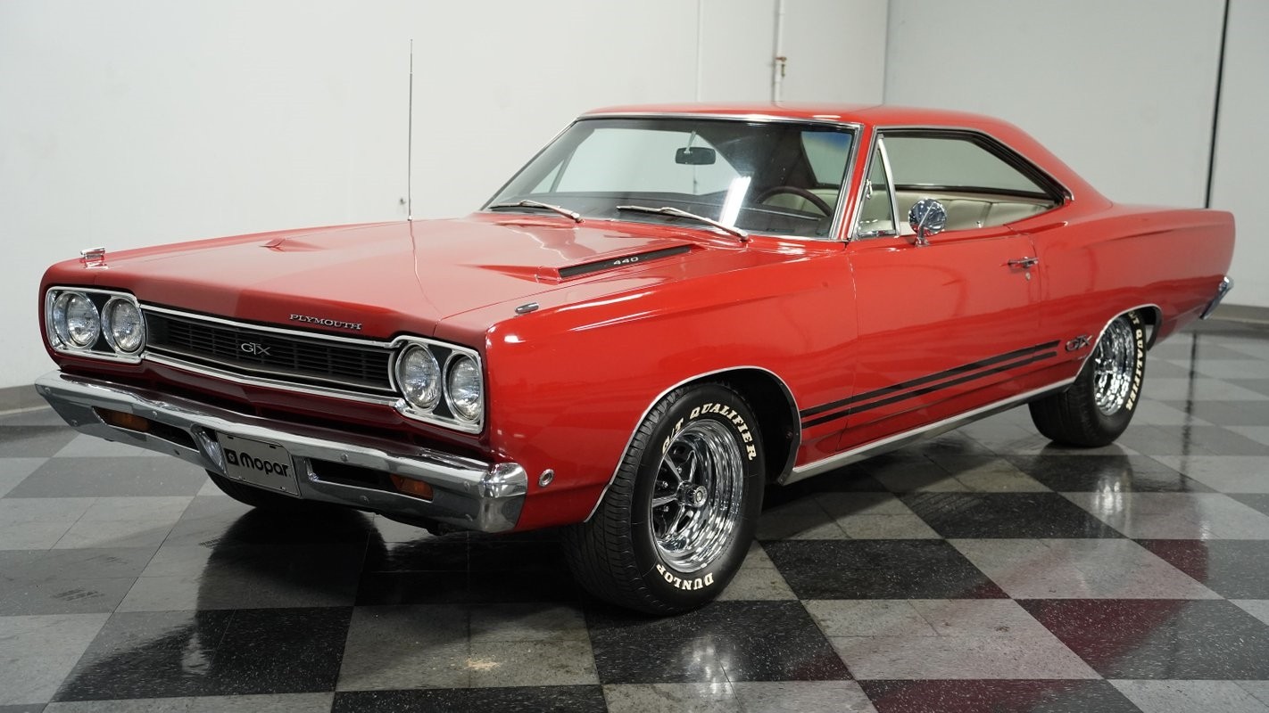 Plymouth-GTX-1968-Hardtop-5