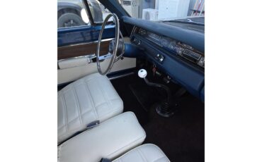 Plymouth-Gtx-1969-Sage-green-gold-Black-white-blue-1