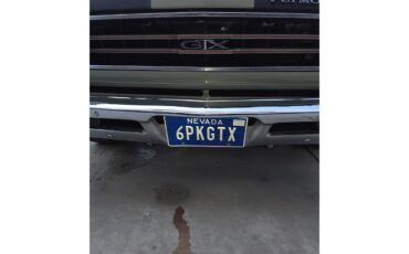 Plymouth-Gtx-1969-Sage-green-gold-Black-white-blue-13