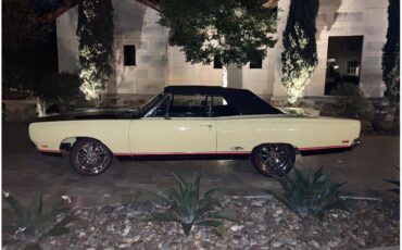 Plymouth-Gtx-1969-Yellow-Black-10