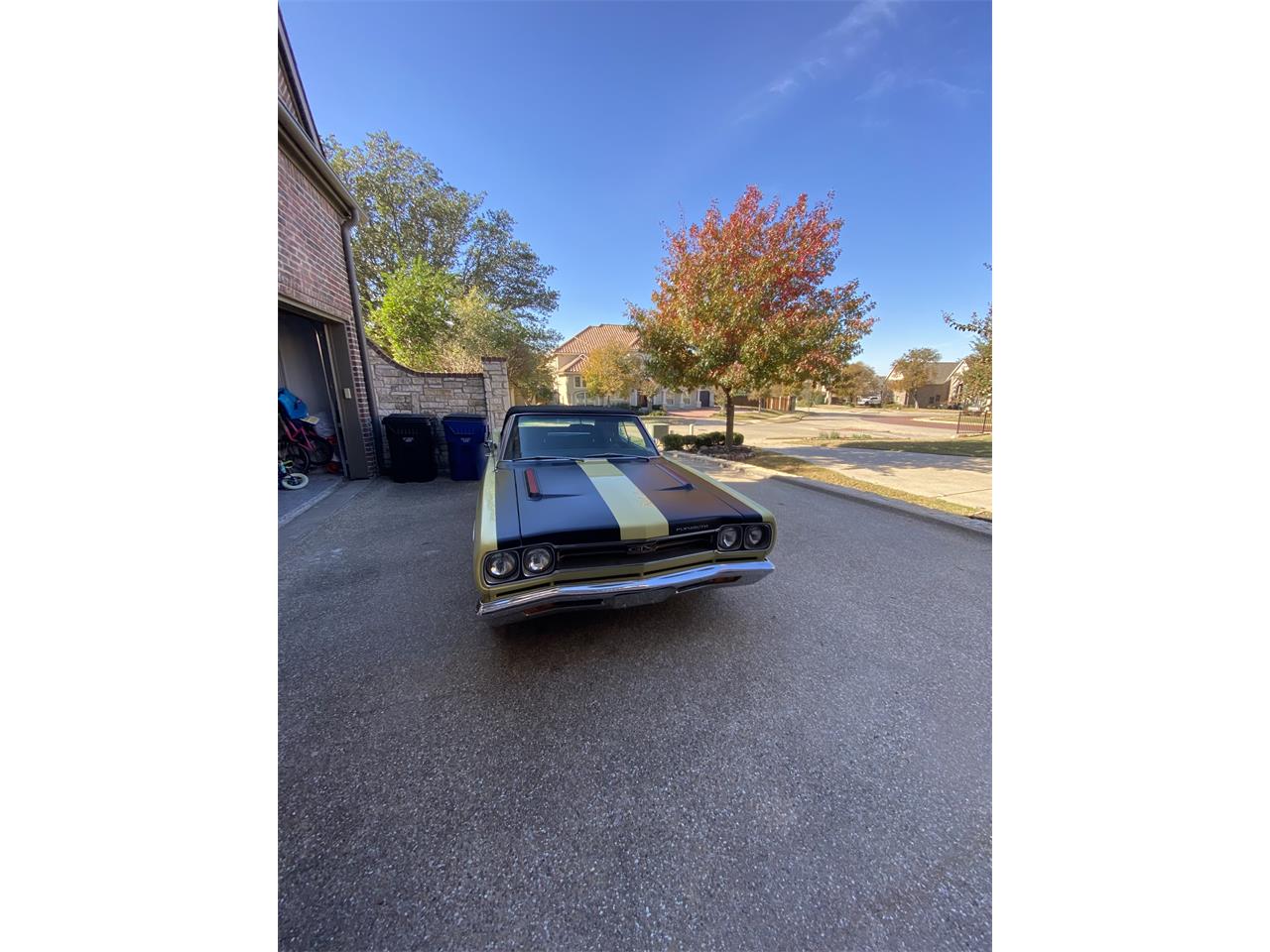Plymouth-Gtx-1969-Yellow-Black-19
