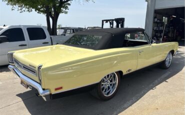 Plymouth-Gtx-1969-Yellow-Black-5