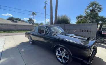 Plymouth-Hemi-cuda-1966-Pearl-Black-Peanut-Butter-1