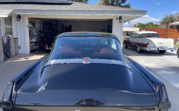 Plymouth-Hemi-cuda-1966-Pearl-Black-Peanut-Butter-3