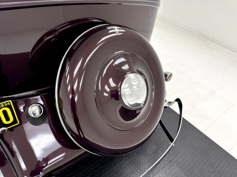 Plymouth-Other-1934-Black-Cherry-Purple-31