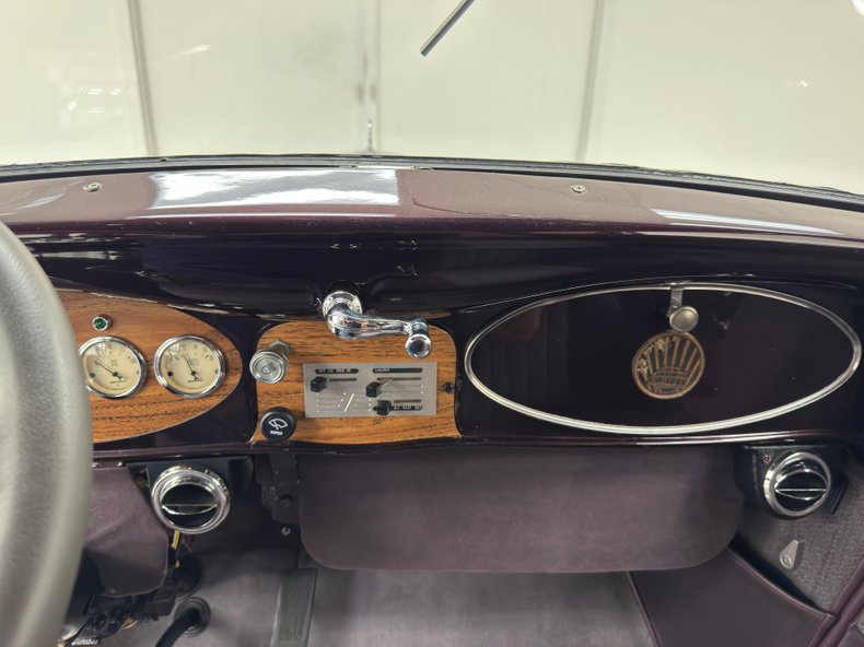Plymouth-Other-1934-Black-Cherry-Purple-39