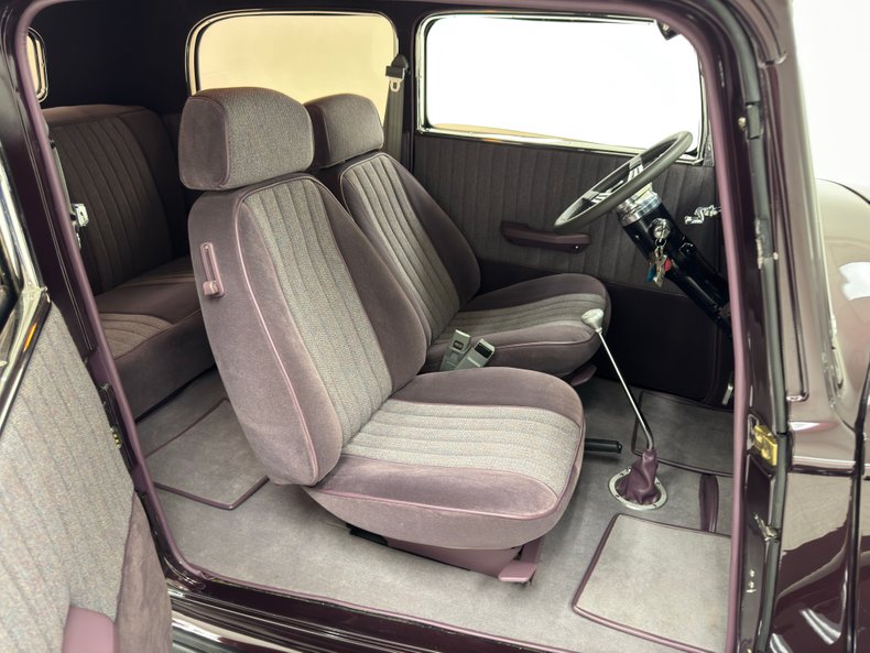 Plymouth-Other-1934-Black-Cherry-Purple-7