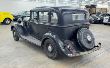 Plymouth-Other-1934-Black-Tan