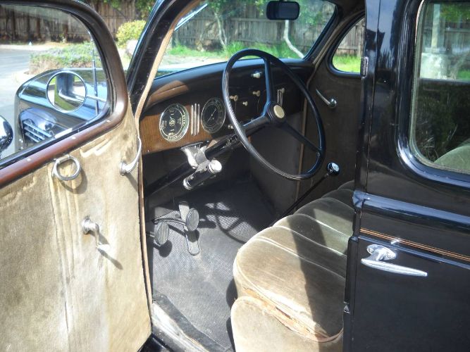 Plymouth-Other-1935-Black-8