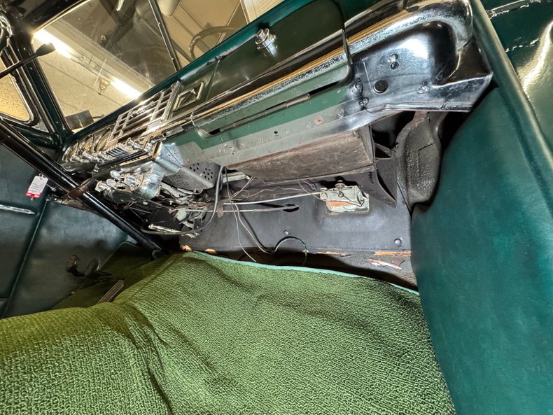 Plymouth-Other-1949-Dark-Green-Metallic-Dark-Green-46