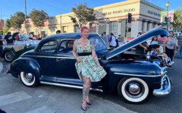 Plymouth-P15-1948-Blue-White-Blue